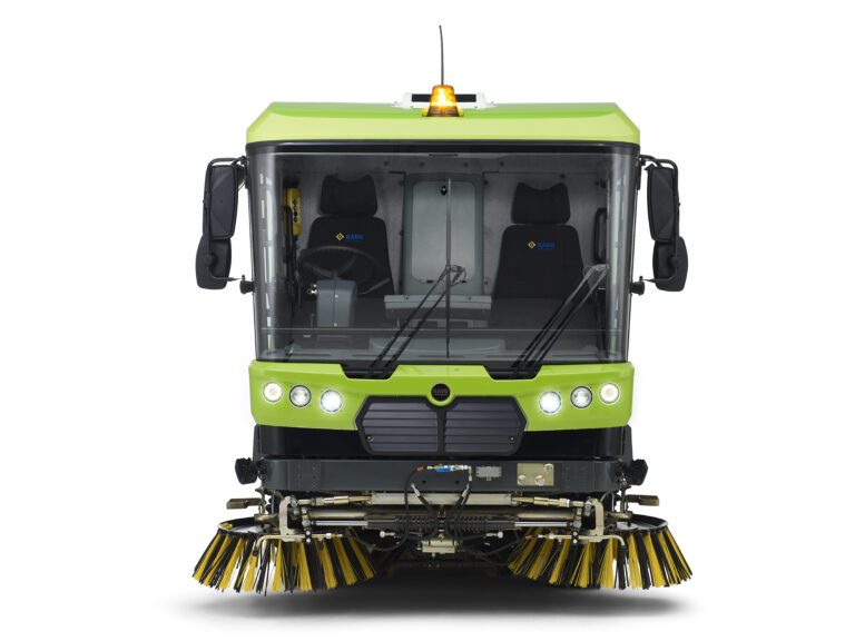 RAVO 5 eSeries Sweeper